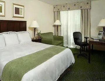 Radisson Worth North-fossil Creek Hotel